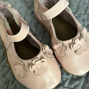 Robeez Light Pink Floral Baby Shoes